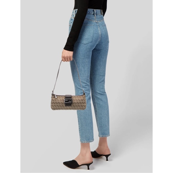 FENDI
Zucchino FF Baguette - Picture 3 of 16